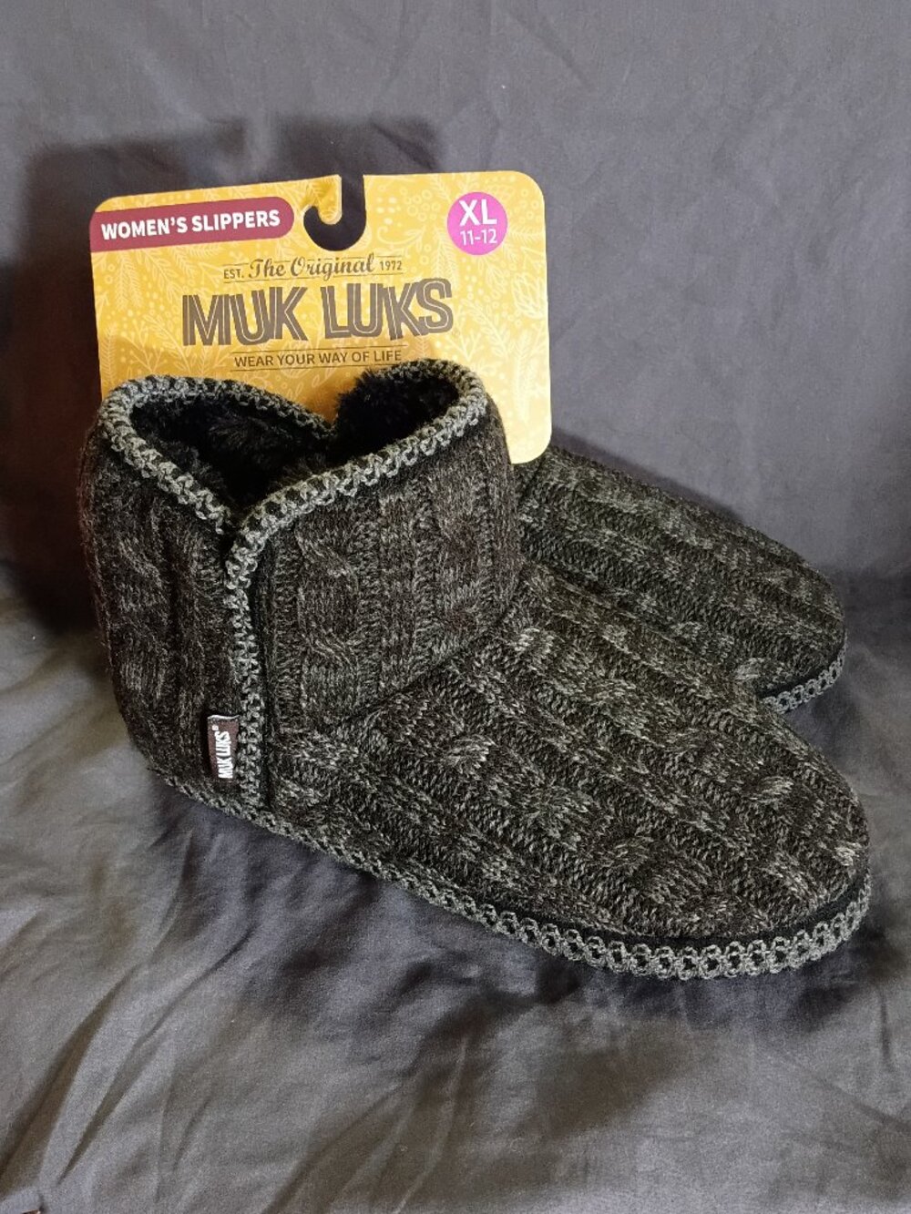 NWT Muk Luks Women's Slipper Booties XL 11-12 Ebony Dark Gray Cozy Comfort